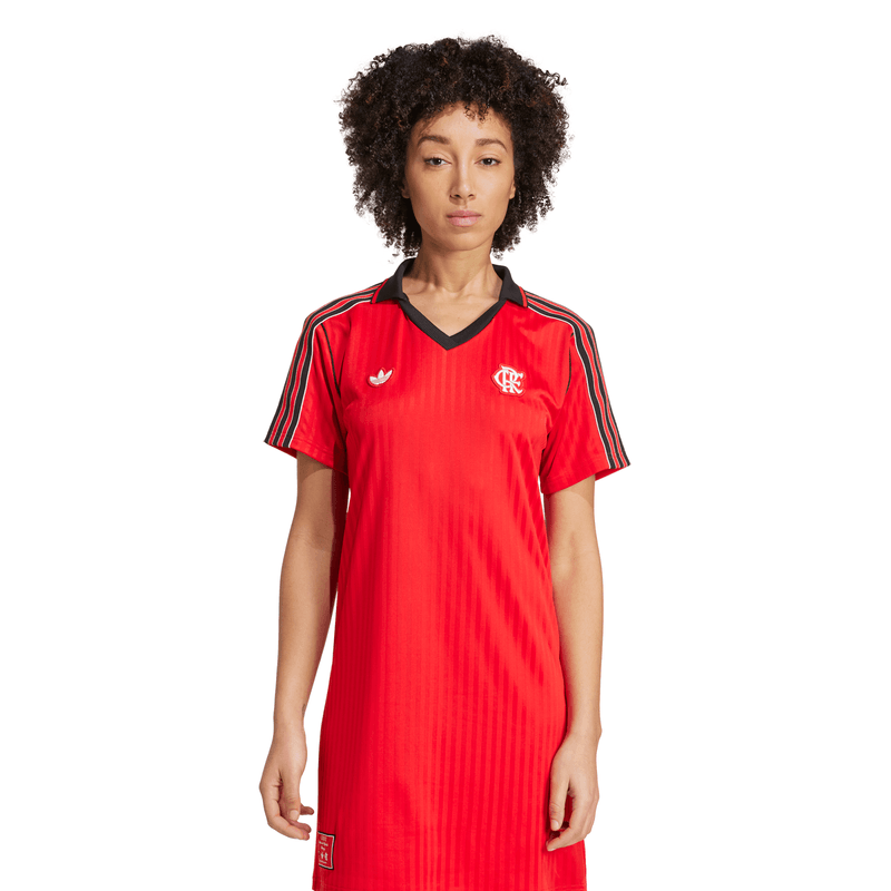 JF0435_2_APPAREL_On-Model_Standard-View_white.png