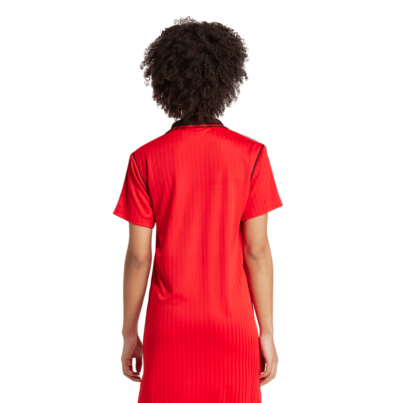 JF0435_3_APPAREL_On-Model_Back-View_white.png