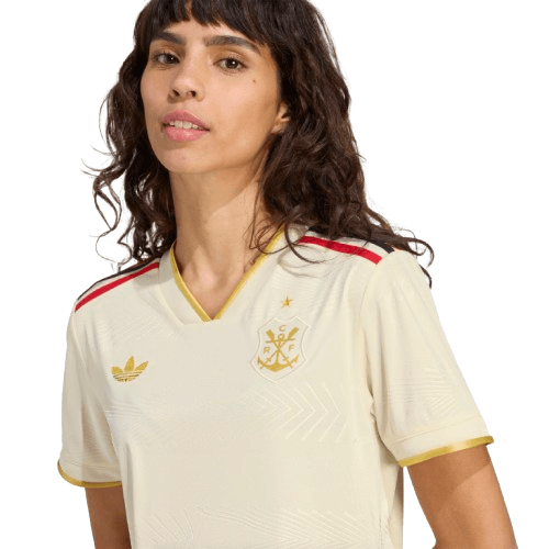JD3979_10_APPAREL_On_Model_Detail_View_1_white-removebg-preview